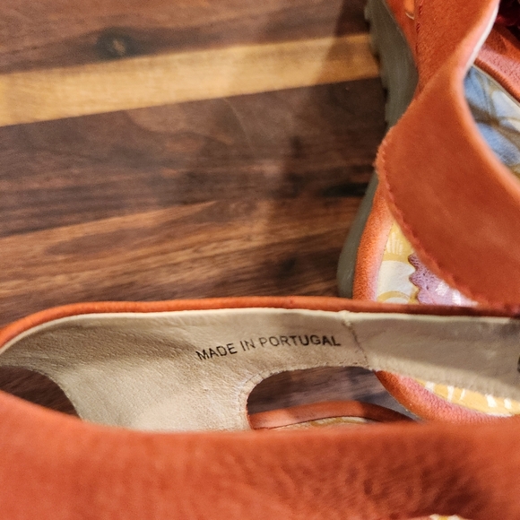 Fly London Red Lace Up Wedge Show Open Toe - Picture 7 of 8